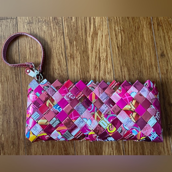 Nahui Ollin Handbags - Nahui Ollin Pink Handmade Wrislet